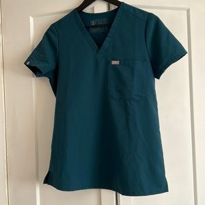 FIGS Caribbean Blue Catarina Scrub Top